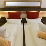 Hellers Twenty Four I -24h-check-in- 腓特烈港