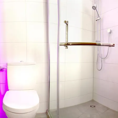 Hotel Hellers Twenty Four I -24h-check-in- Friedrichshafen