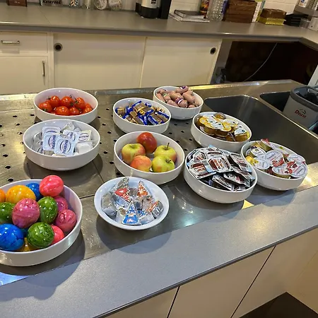 Hellers Twenty Four I -24h-check-in- Hotel