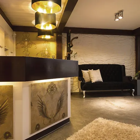 Hellers Twenty Four I -24h-check-in- Hotell 3*