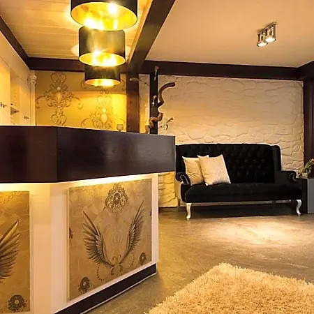 Hellers Twenty Four I -24h-check-in- Hotel Friedrichshafen