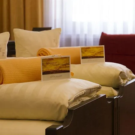 Hellers Twenty Four I -24h-check-in- Hotel 3*