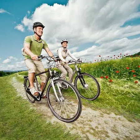 Hellers Twenty Four I -24h-check-in- Hotell Friedrichshafen