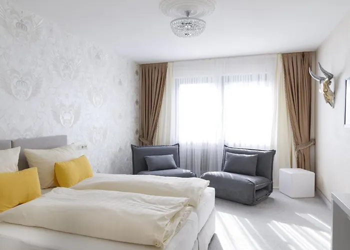 Hellers Twenty Four I -24h-check-in- Friedrichshafen