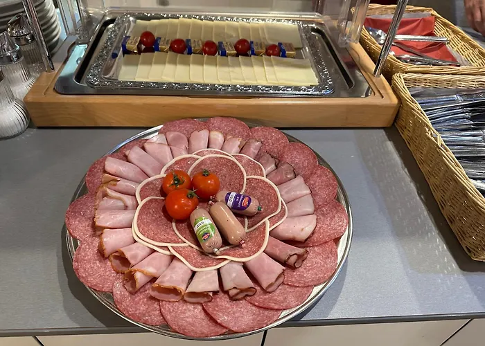 Hellers Twenty Four I -24h-check-in- 3* Friedrichshafen