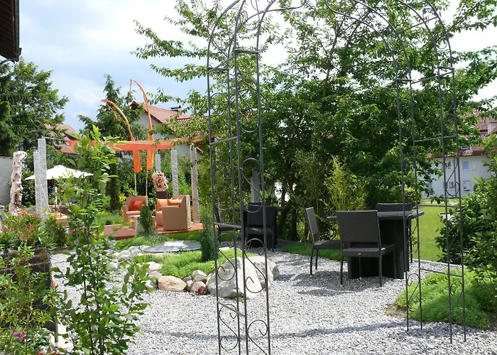 Hellers Twenty Four I -24h-check-in- Friedrichshafen