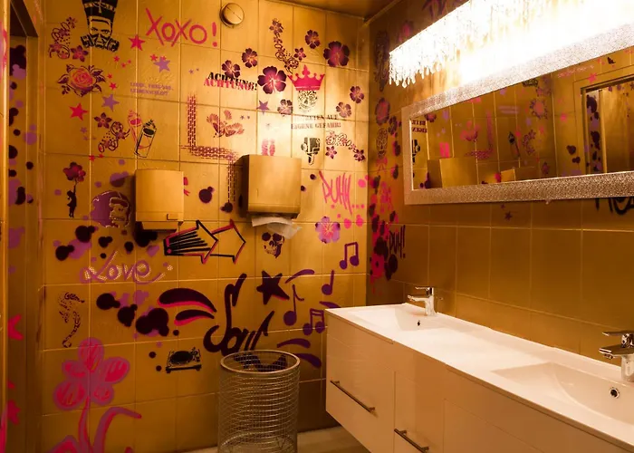 Hellers Twenty Four I -24h-check-in- 3*